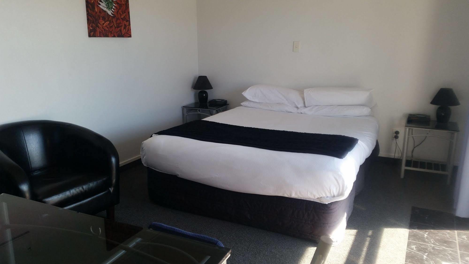 Comfort Inn Fairmont Motor Lodge เฮสติงส์ ภายนอก รูปภาพ